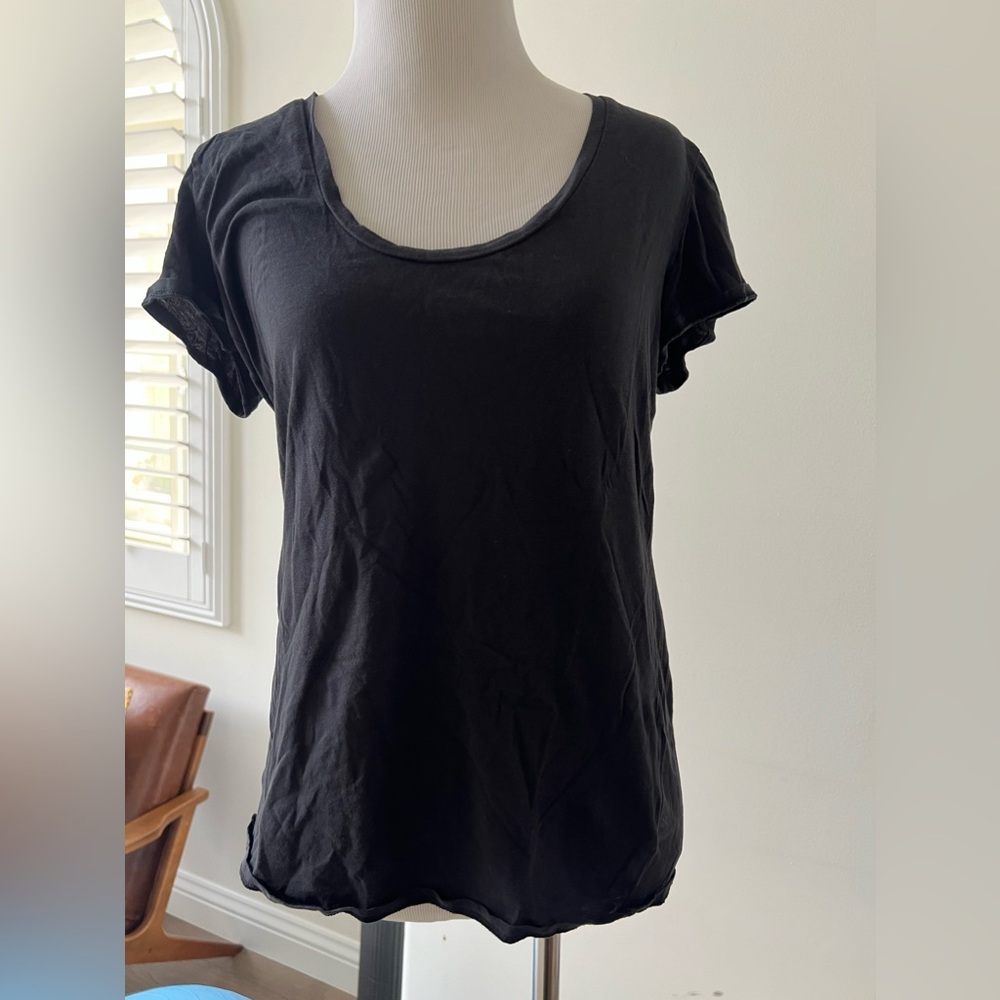 LA’t by L'AGENCE
Cory Crew Neck Tee Size Small